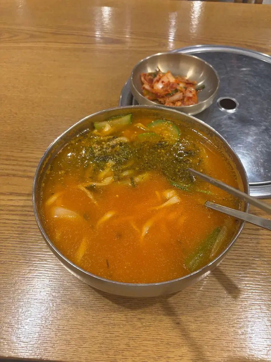 https://media.bunjang.co.kr/product/420310405_1_1784207862_w{res}.jpg